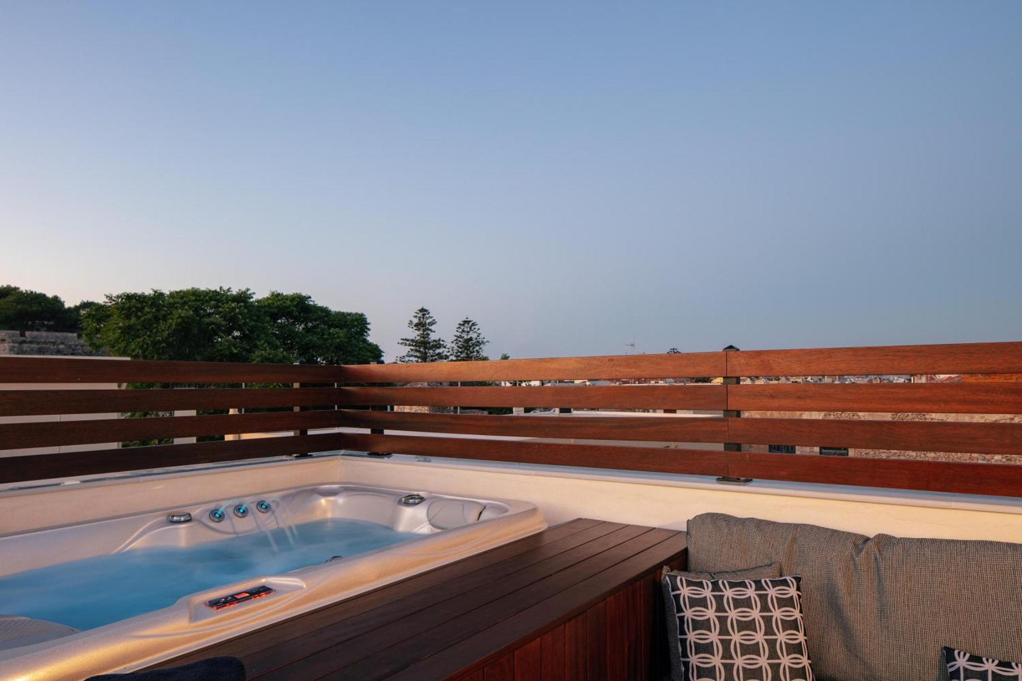 Le Bijou Luxury Suites Rethymno Экстерьер фото