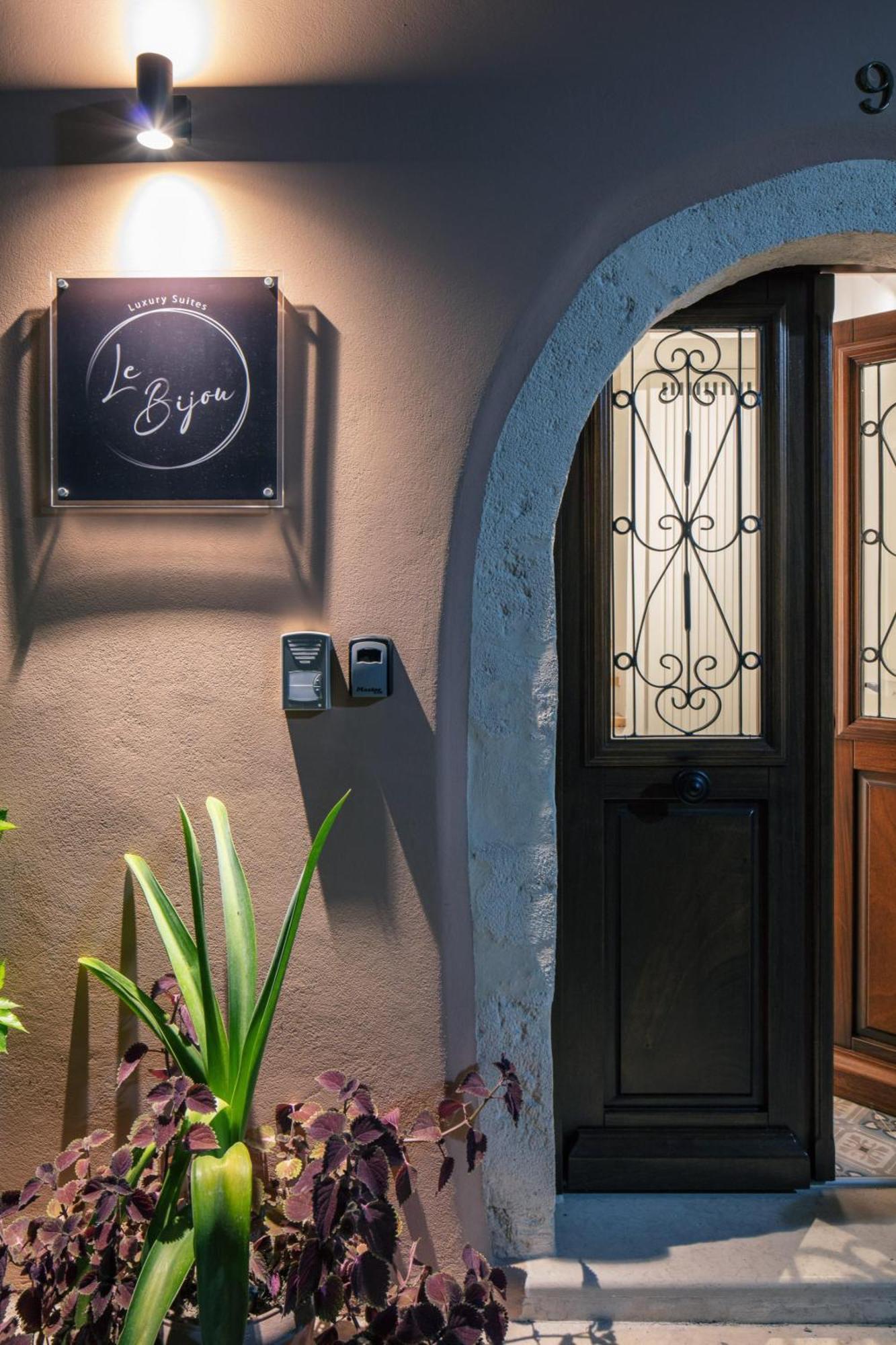 Le Bijou Luxury Suites Rethymno Экстерьер фото