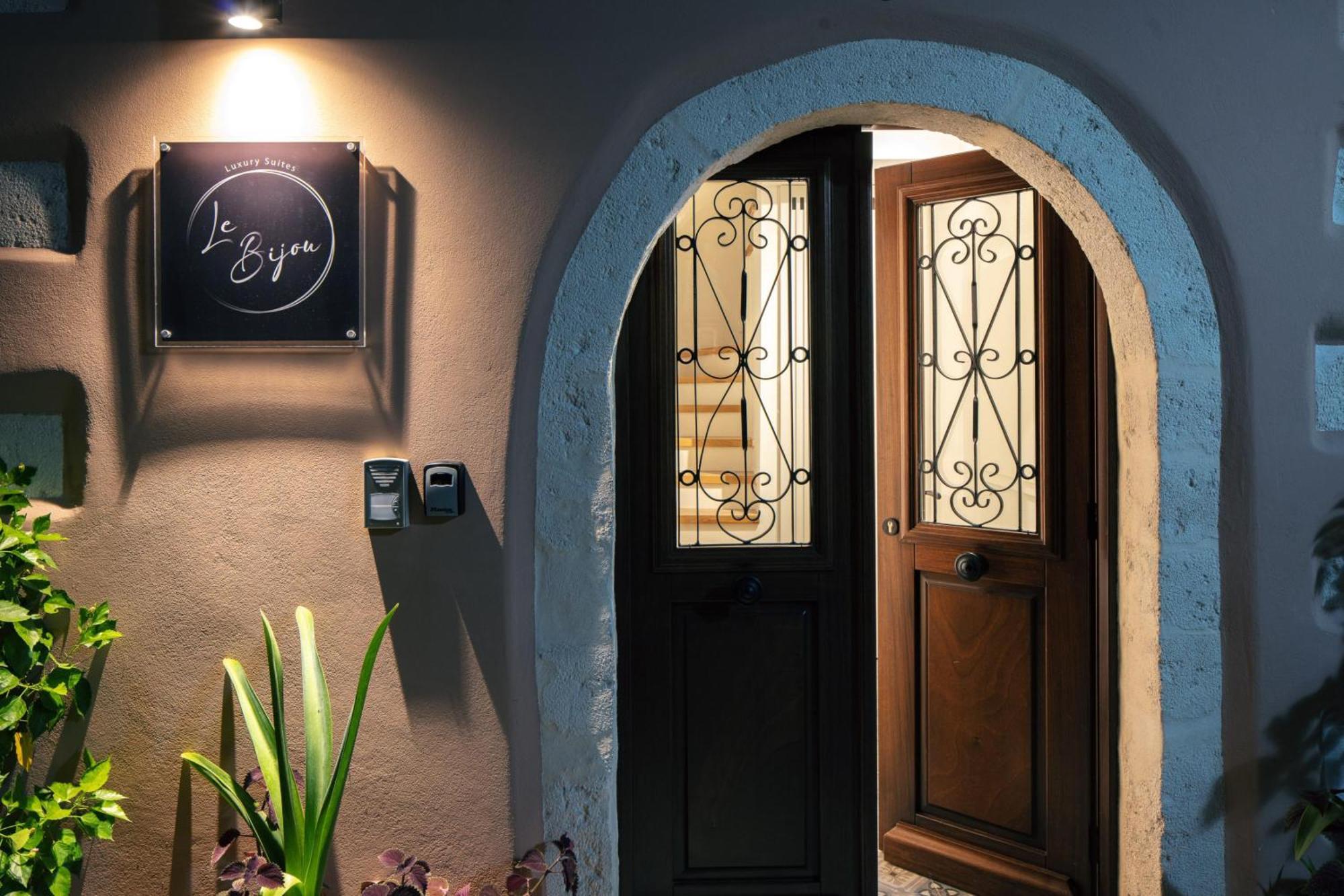 Le Bijou Luxury Suites Rethymno Экстерьер фото